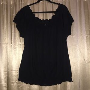 NWOT Black scrunchie Top
